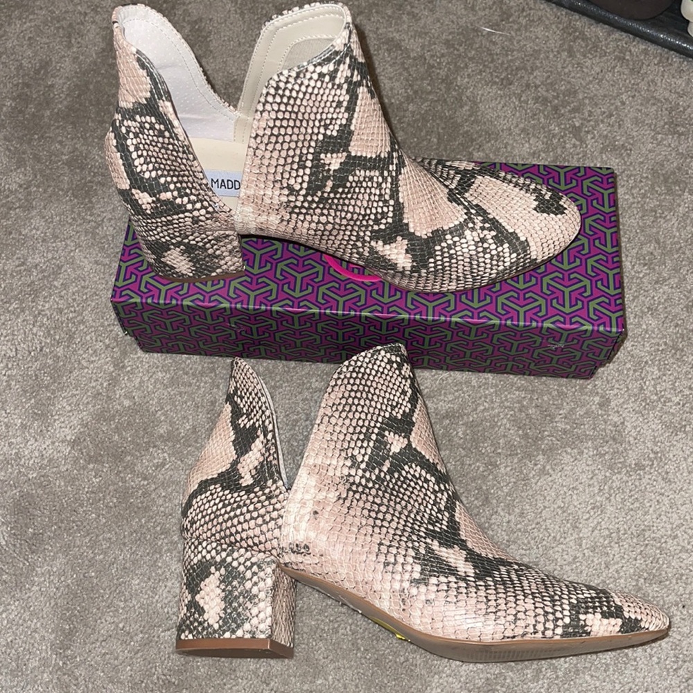 Steve Madden Boots